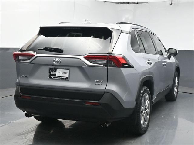 used 2020 Toyota RAV4 car, priced at $25,952