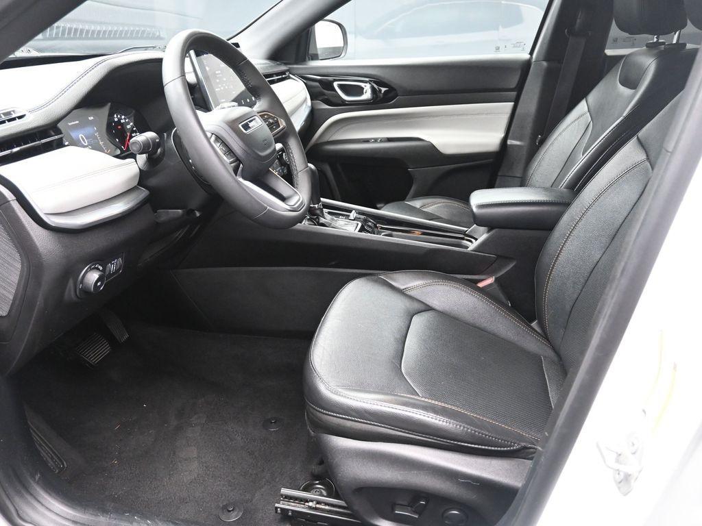 used 2023 Jeep Compass car, priced at $22,290