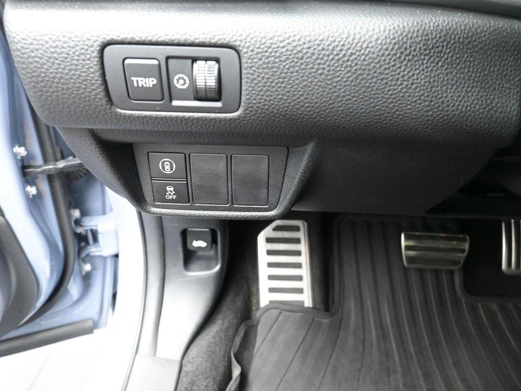 used 2022 Honda Accord Hybrid car, priced at $22,373