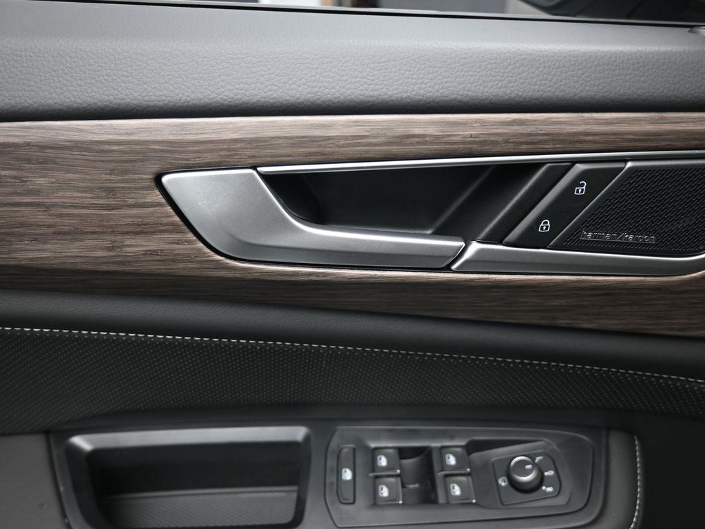 new 2026 Volkswagen Atlas car, priced at $57,693