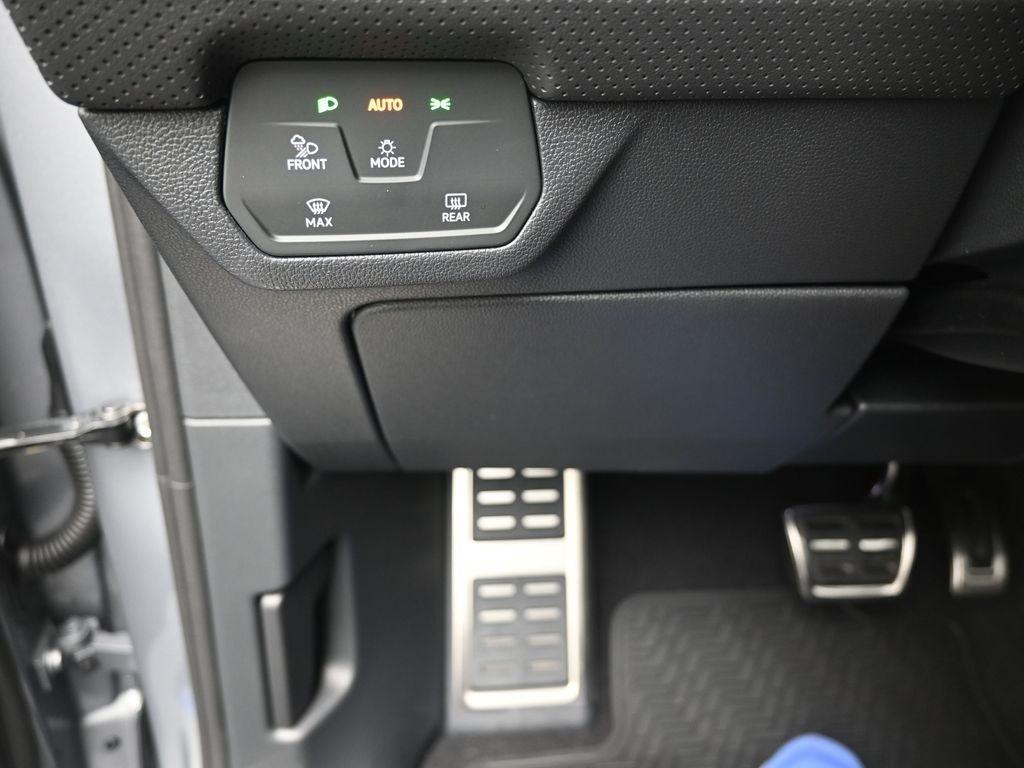 new 2026 Volkswagen Atlas car, priced at $57,693