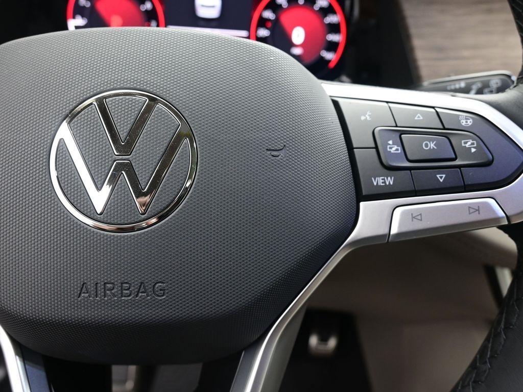new 2025 Volkswagen Atlas car, priced at $52,346