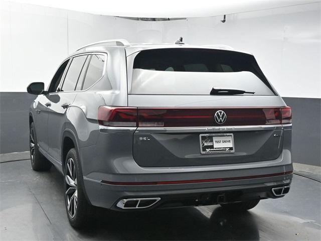 new 2025 Volkswagen Atlas car, priced at $54,496