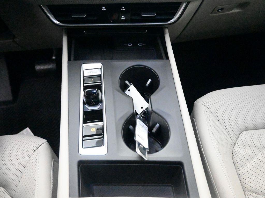 new 2026 Volkswagen Atlas car, priced at $42,052