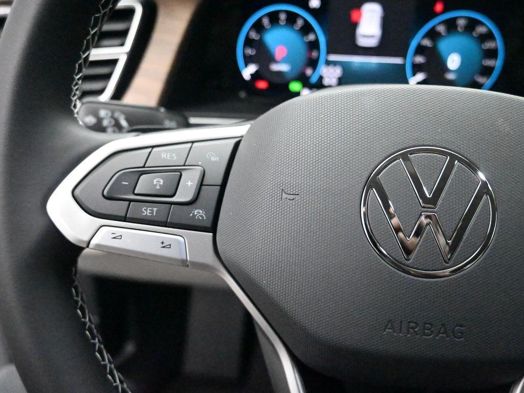 new 2026 Volkswagen Atlas car, priced at $42,052