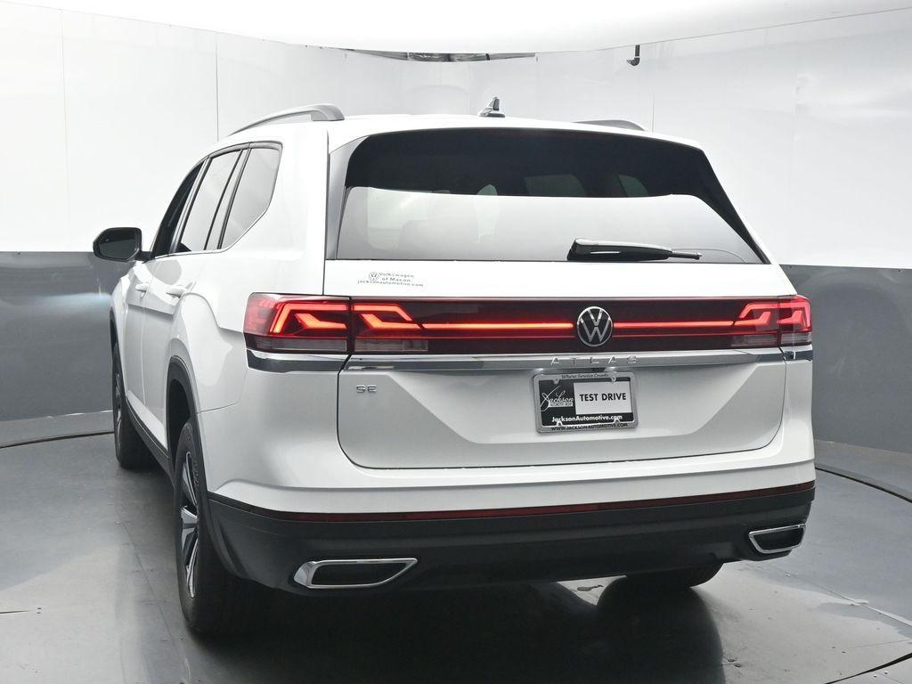 new 2026 Volkswagen Atlas car, priced at $42,052