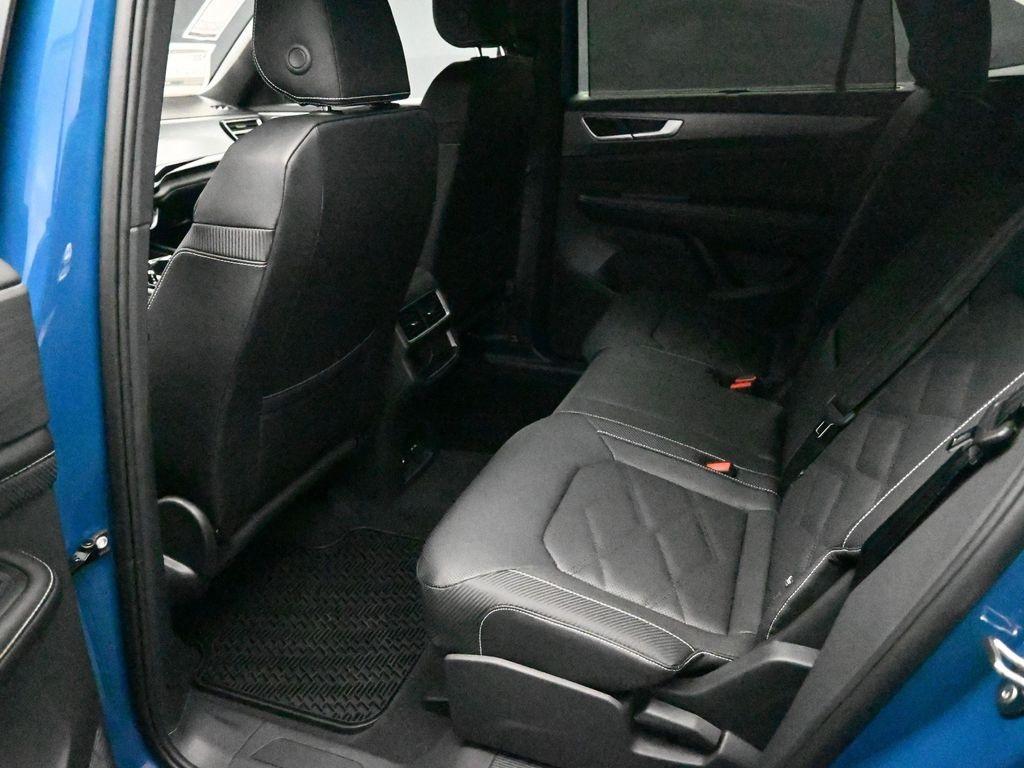 new 2026 Volkswagen Atlas Cross Sport car, priced at $45,341