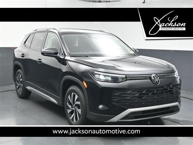 new 2025 Volkswagen Tiguan car, priced at $31,216