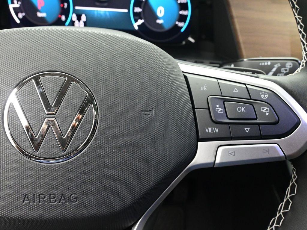 new 2026 Volkswagen Atlas car, priced at $48,677