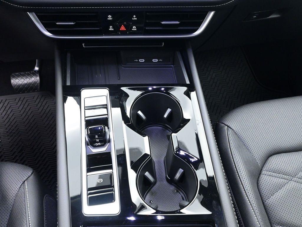 new 2026 Volkswagen Atlas car, priced at $48,677