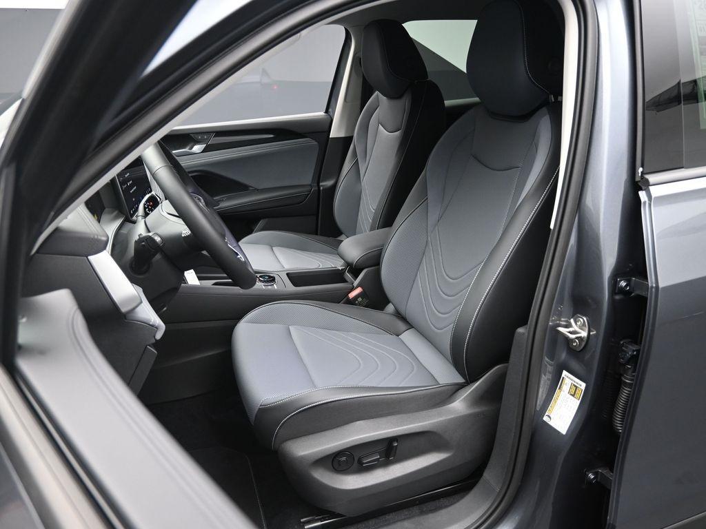 new 2025 Volkswagen Tiguan car, priced at $34,425