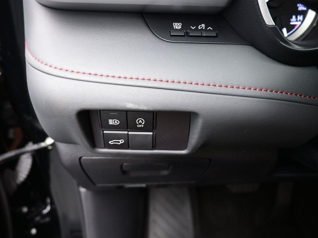 used 2023 Toyota Highlander car, priced at $38,072