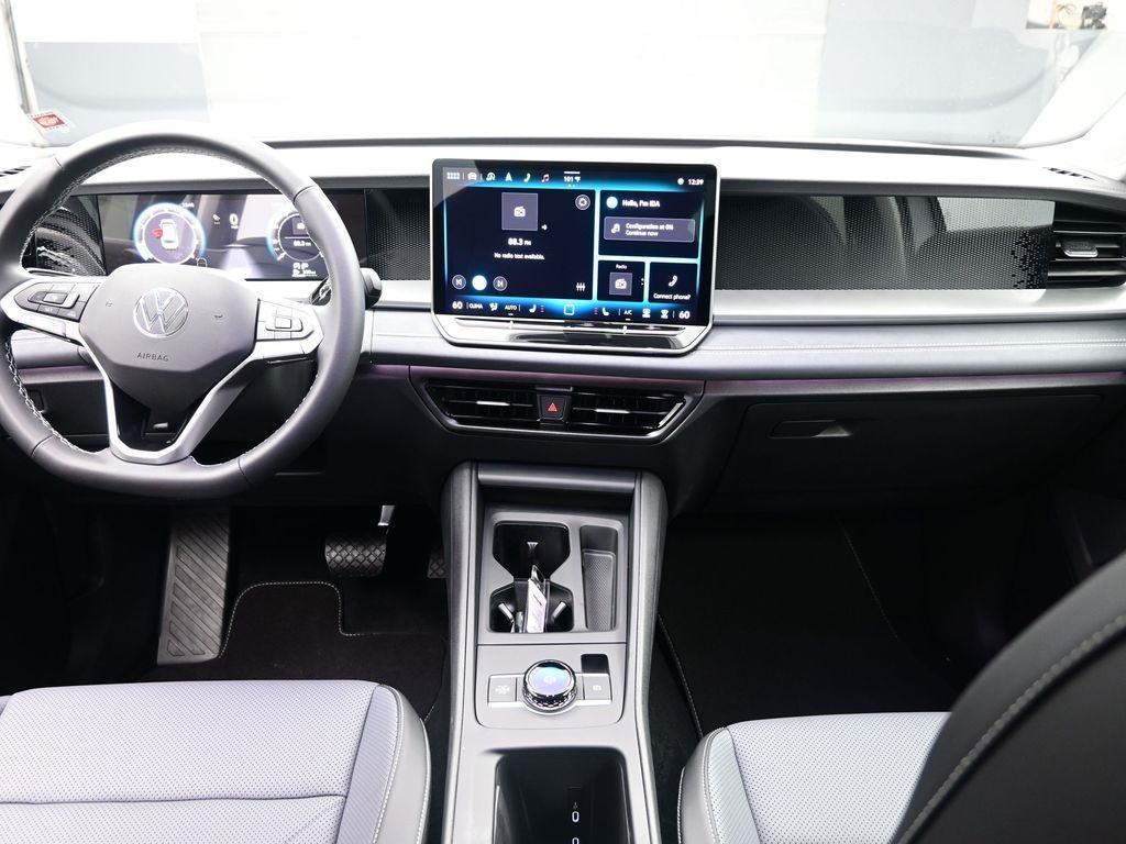 new 2025 Volkswagen Tiguan car, priced at $33,781