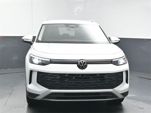 new 2025 Volkswagen Tiguan car, priced at $34,531