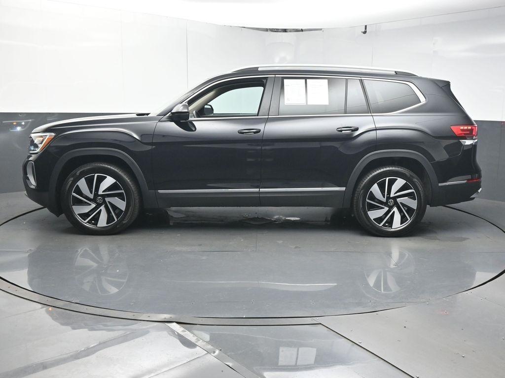 new 2025 Volkswagen Atlas car, priced at $44,306