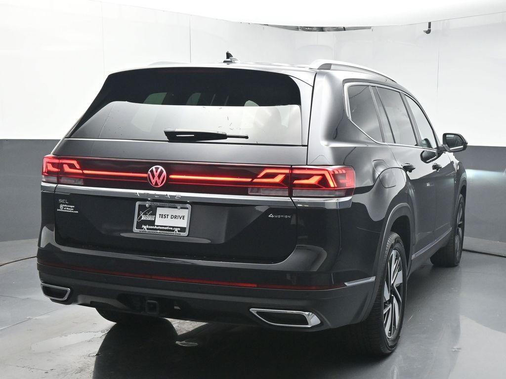 new 2025 Volkswagen Atlas car, priced at $44,306