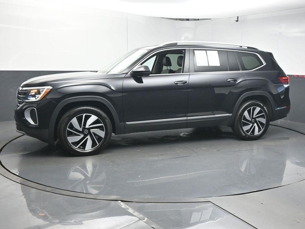 new 2025 Volkswagen Atlas car, priced at $44,306