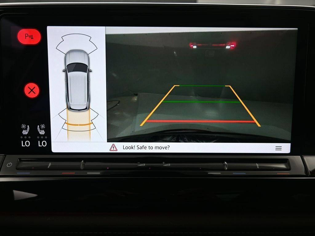 new 2025 Volkswagen Atlas car, priced at $44,306