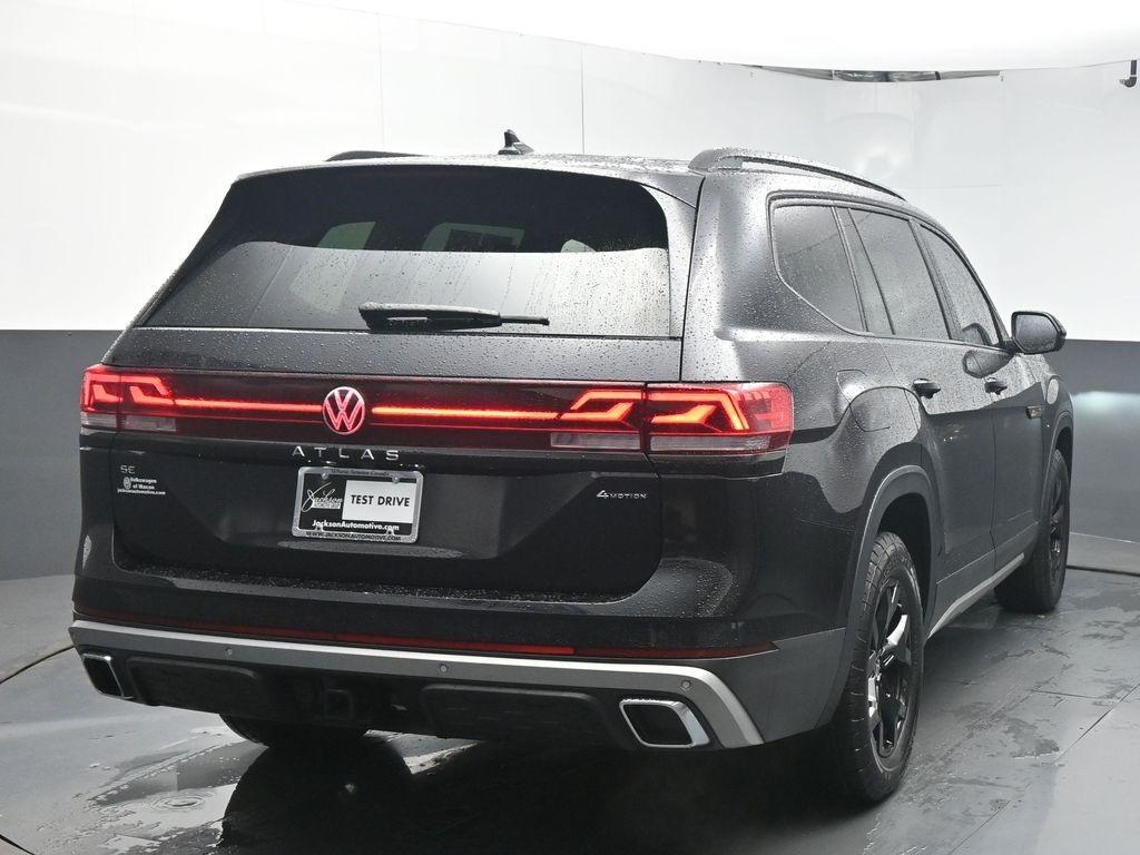 used 2025 Volkswagen Atlas car, priced at $45,126