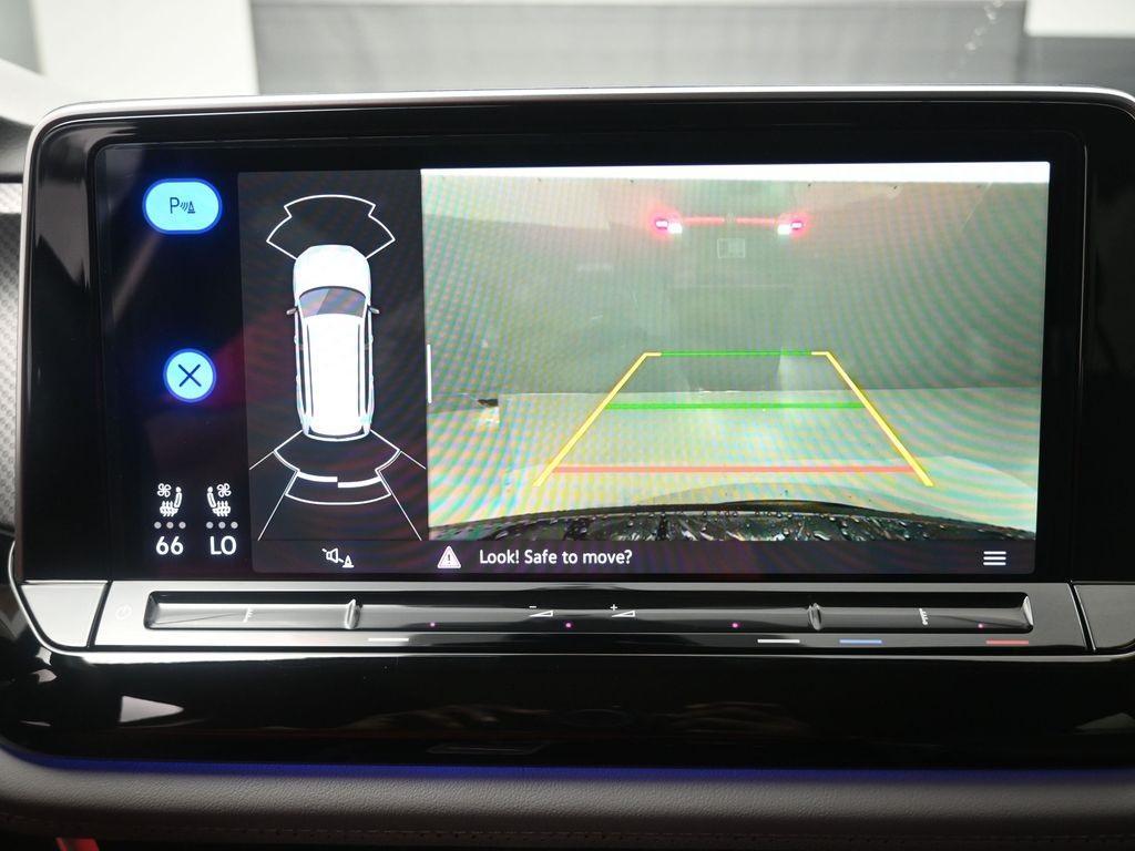 used 2025 Volkswagen Atlas car, priced at $45,126