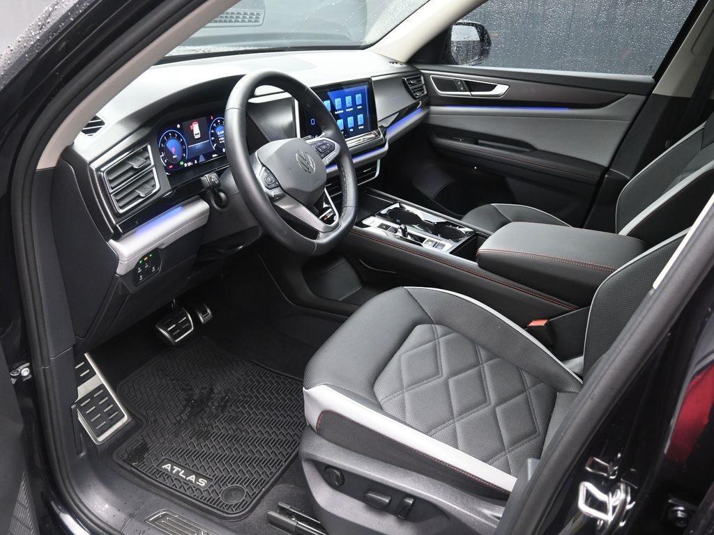 used 2025 Volkswagen Atlas car, priced at $45,126