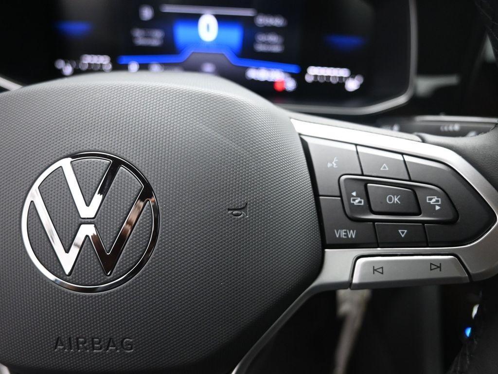 new 2025 Volkswagen Jetta car, priced at $25,812