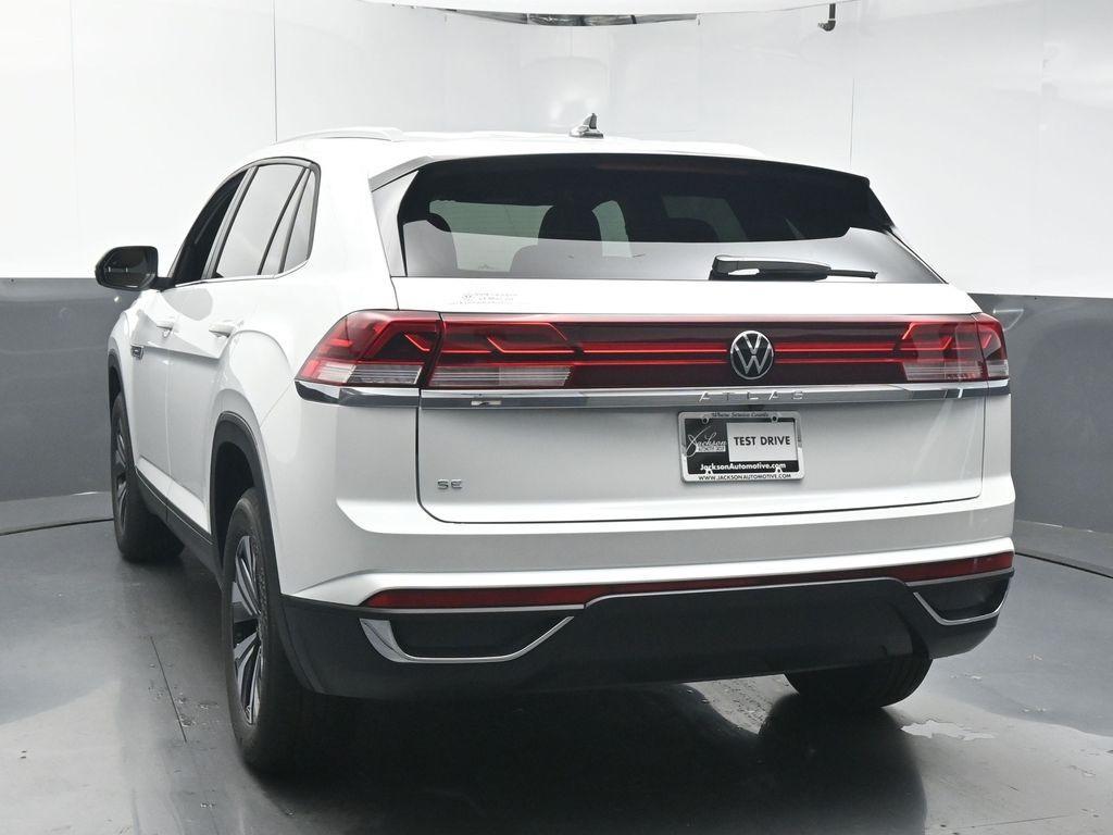 new 2026 Volkswagen Atlas Cross Sport car
