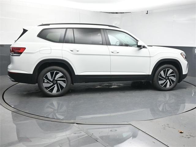 new 2025 Volkswagen Atlas car, priced at $43,881
