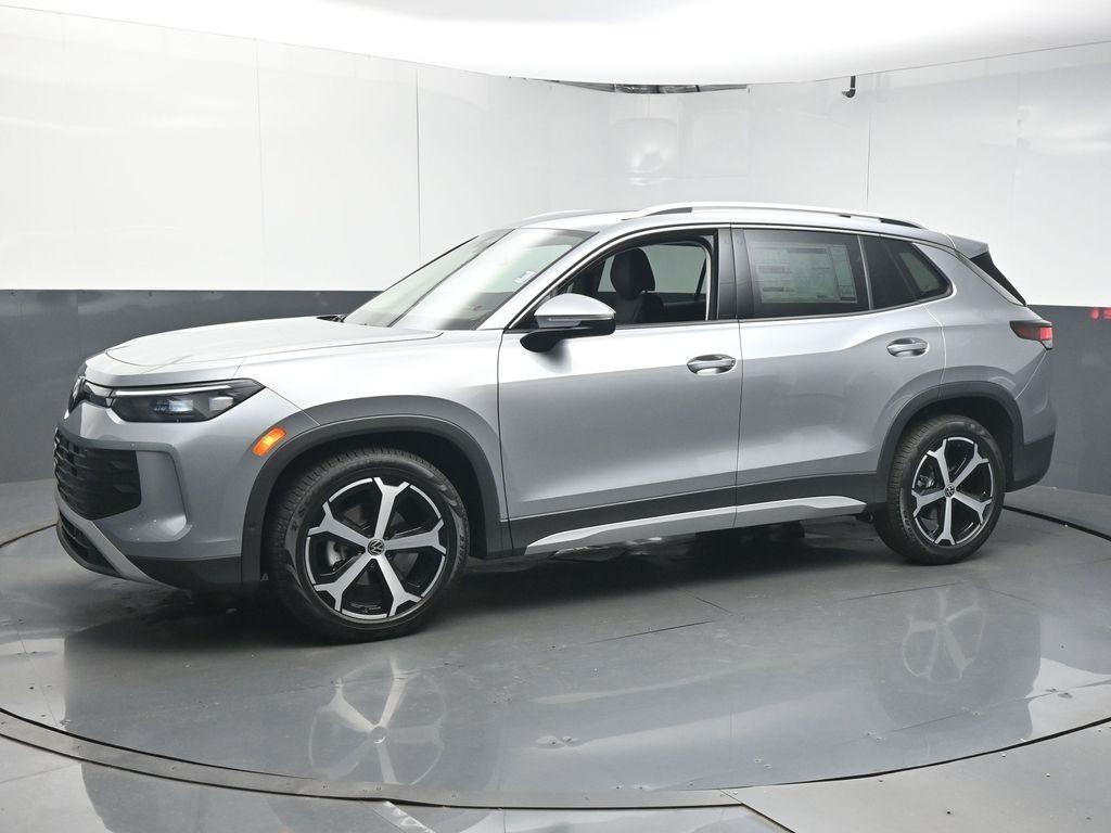 new 2025 Volkswagen Tiguan car, priced at $34,236