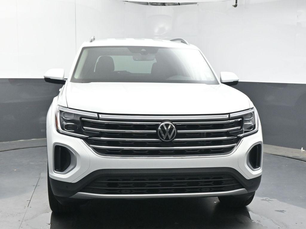 new 2025 Volkswagen Atlas car, priced at $40,986
