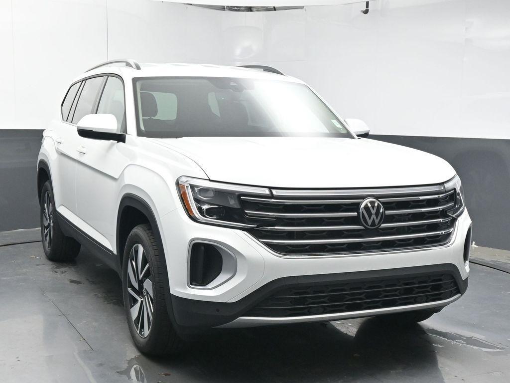 new 2025 Volkswagen Atlas car, priced at $40,986