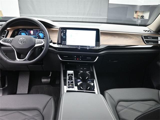 new 2025 Volkswagen Atlas car, priced at $43,486