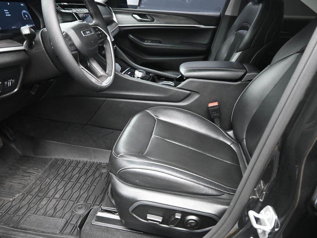 used 2023 Jeep Grand Cherokee L car, priced at $33,500