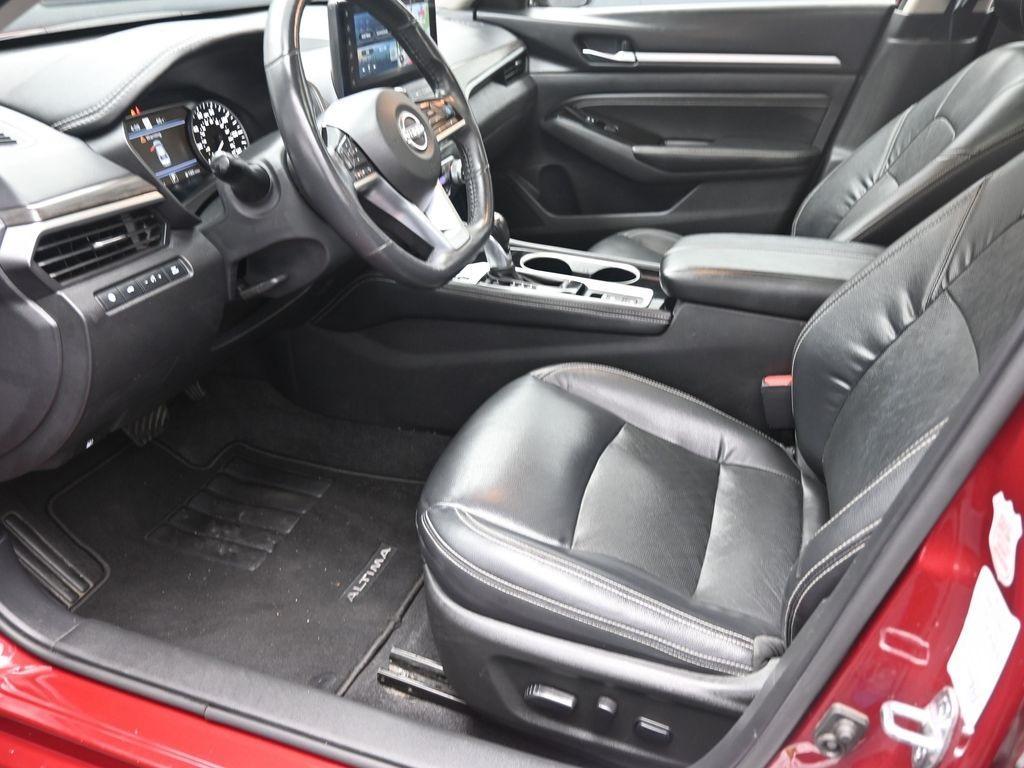 used 2023 Nissan Altima car, priced at $20,206