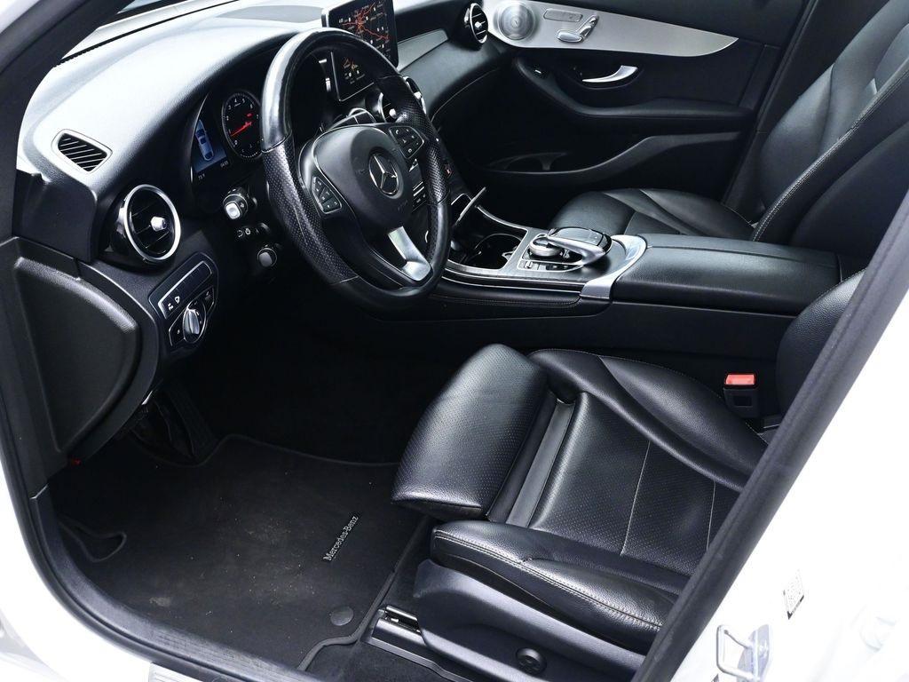 used 2019 Mercedes-Benz GLC 300 car, priced at $24,219