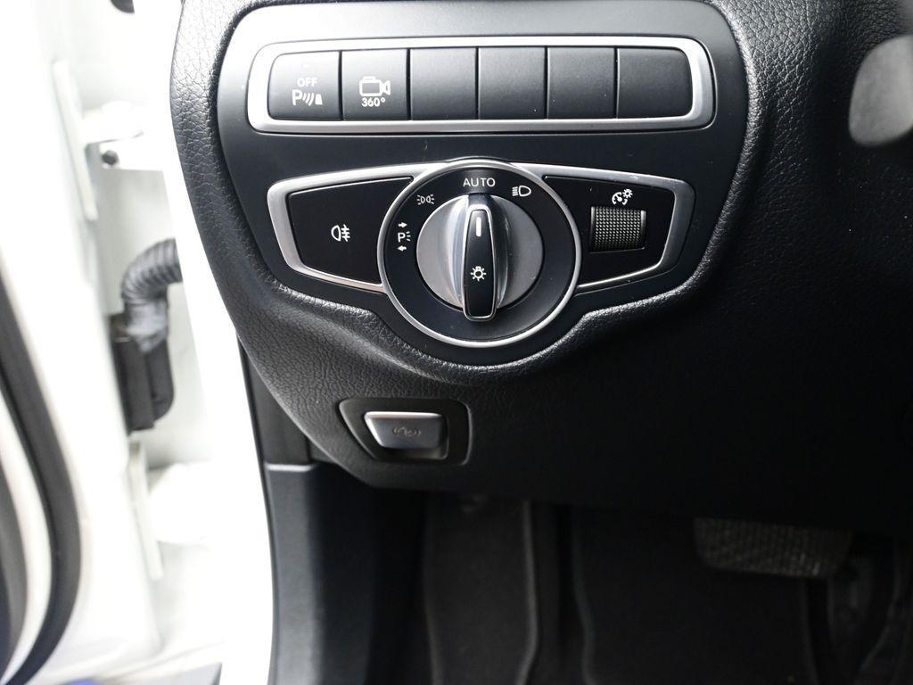 used 2019 Mercedes-Benz GLC 300 car, priced at $24,219