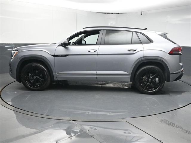 new 2025 Volkswagen Atlas Cross Sport car, priced at $50,336