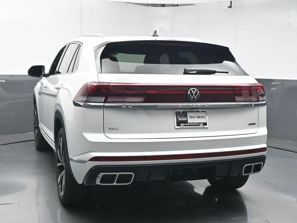 new 2025 Volkswagen Atlas Cross Sport car, priced at $52,096