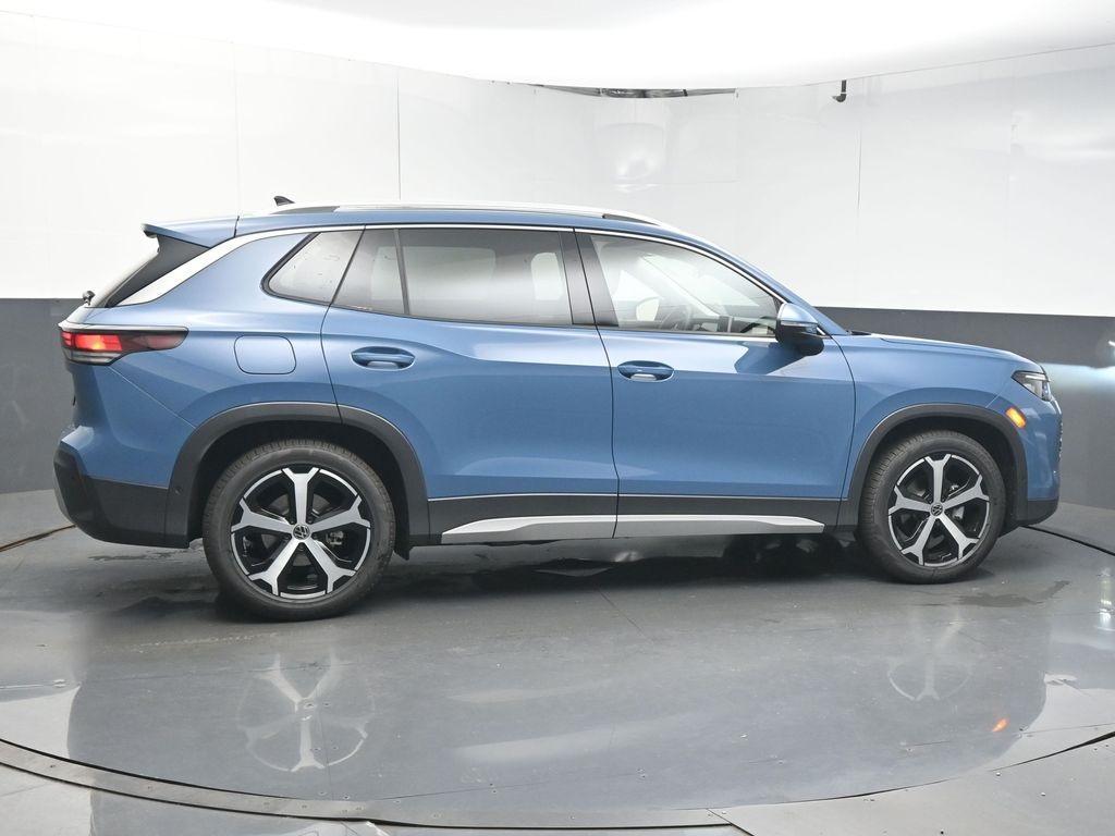 new 2026 Volkswagen Tiguan car, priced at $37,547