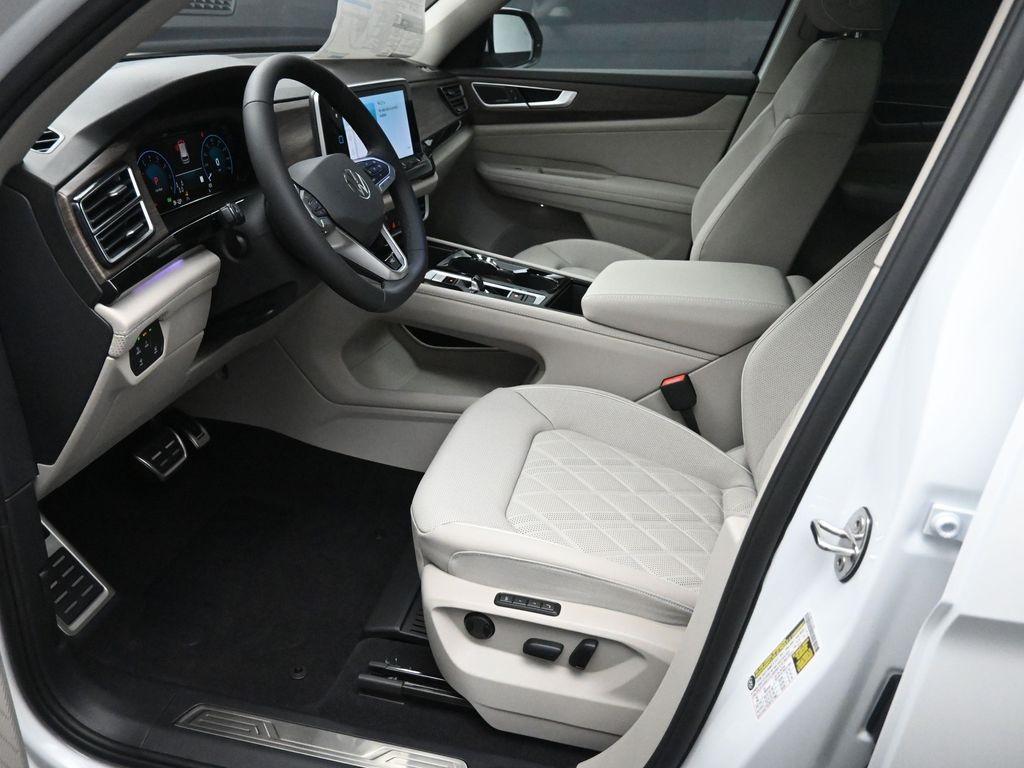 new 2026 Volkswagen Atlas car, priced at $57,965