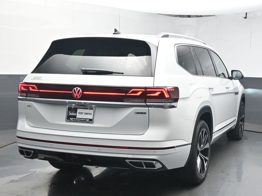 new 2026 Volkswagen Atlas car, priced at $57,965