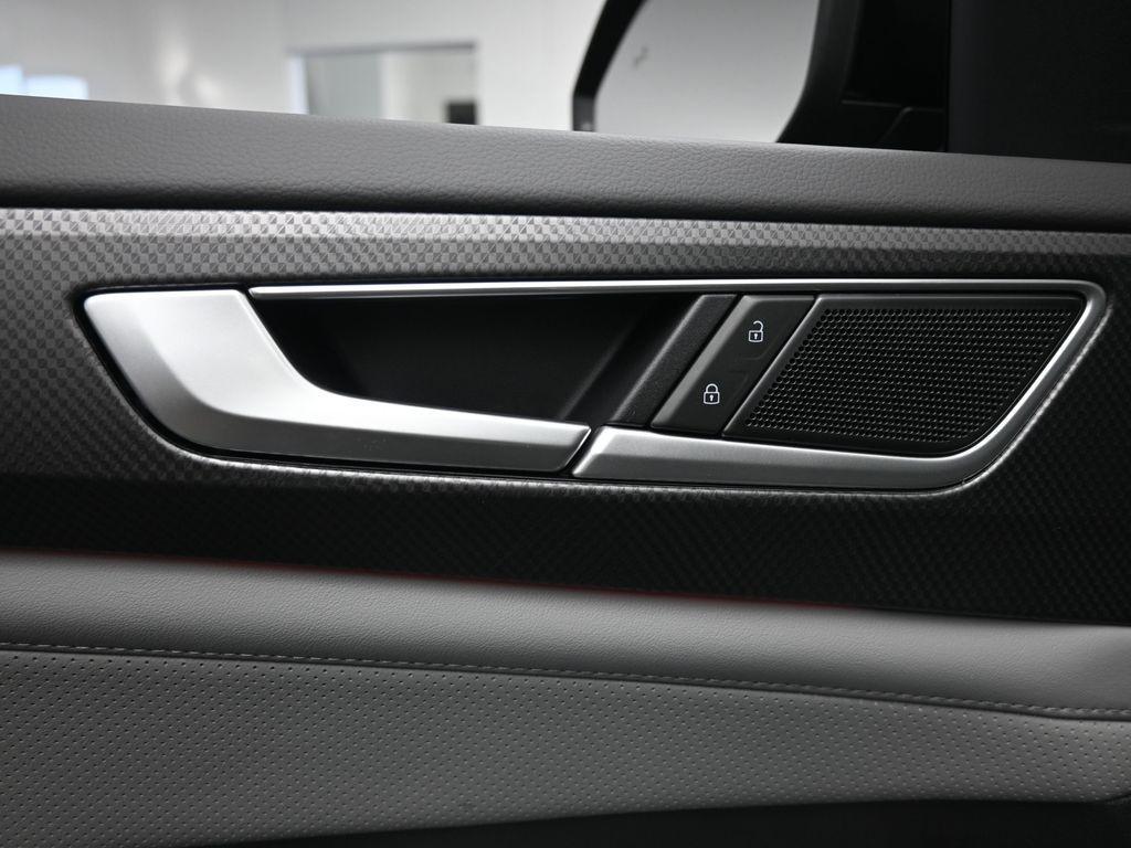 new 2025 Volkswagen Atlas car, priced at $45,101