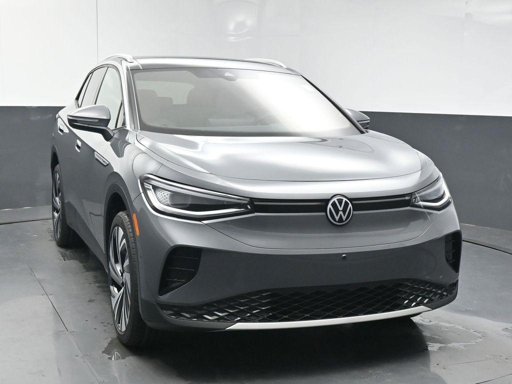 new 2025 Volkswagen ID.4 car, priced at $54,376