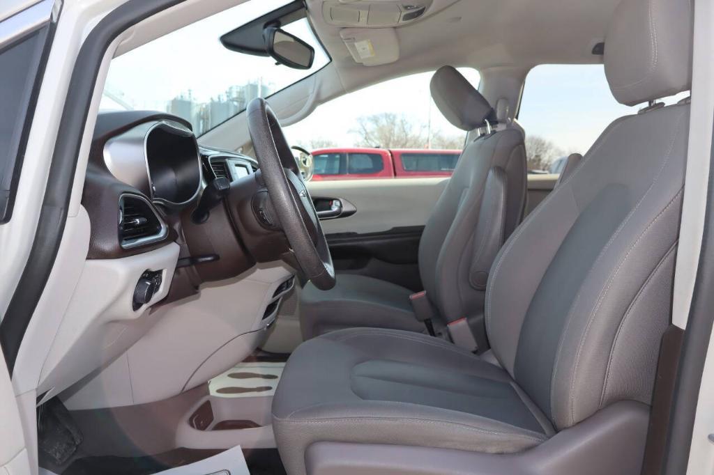 used 2017 Chrysler Pacifica car, priced at $10,995