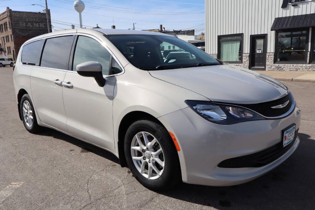 used 2017 Chrysler Pacifica car, priced at $10,995