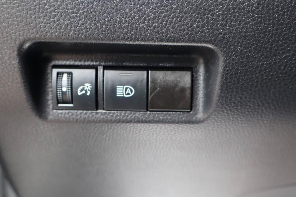 used 2021 Toyota RAV4 car, priced at $19,995