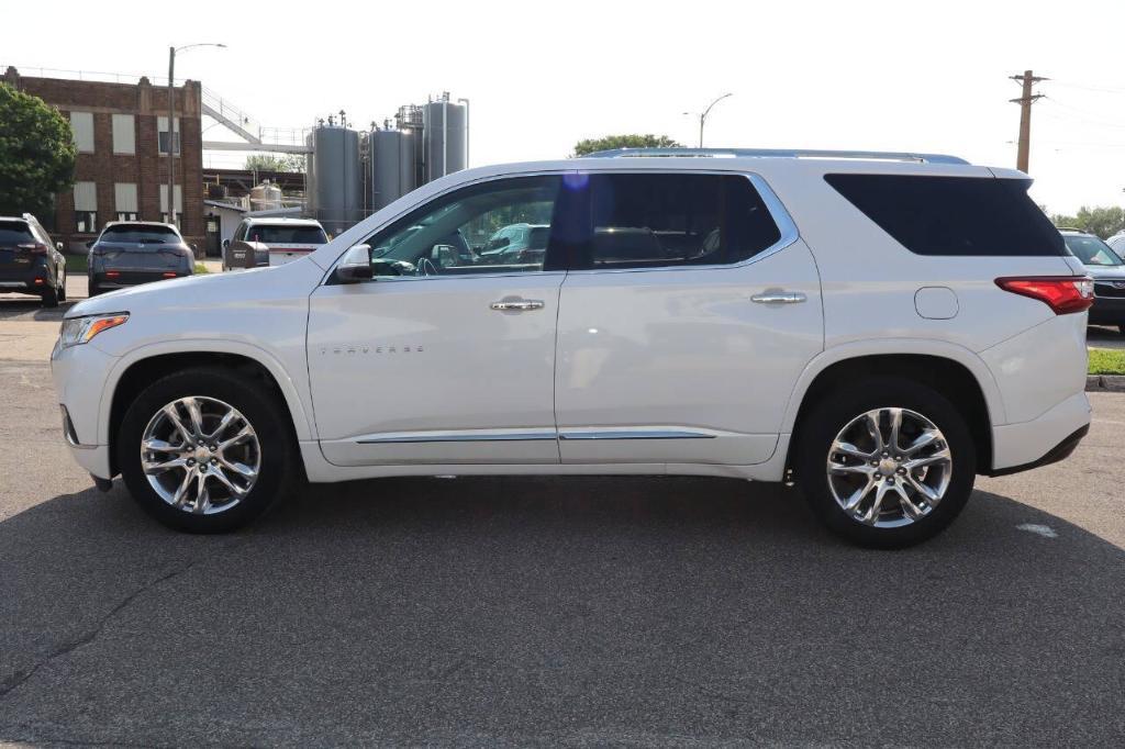used 2021 Chevrolet Traverse car, priced at $27,995