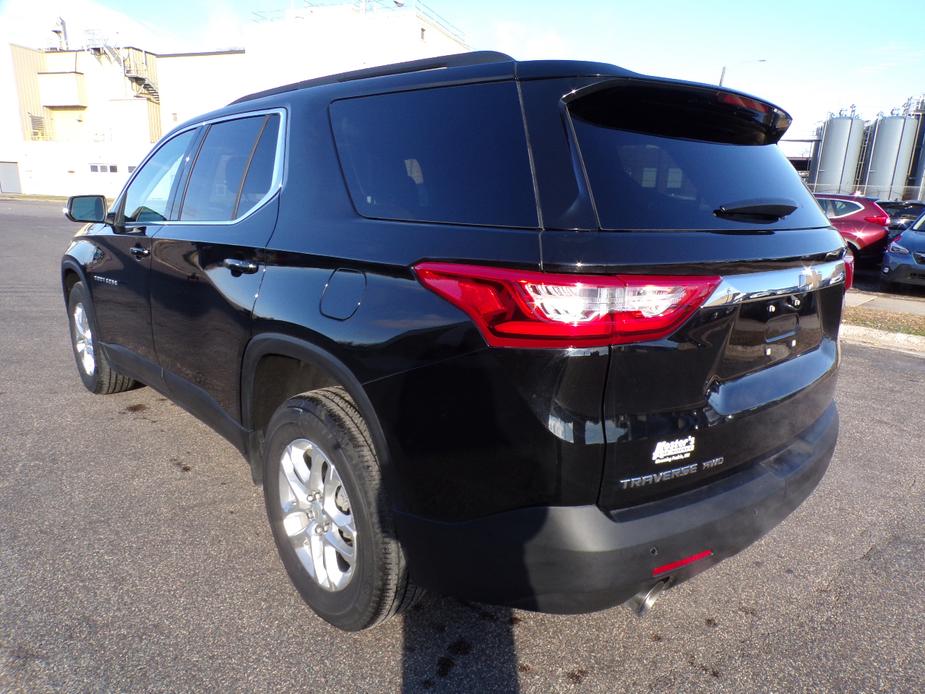 used 2021 Chevrolet Traverse car, priced at $22,500