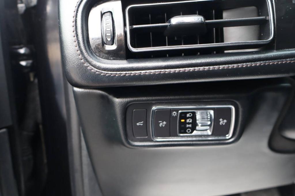 used 2022 Lincoln Aviator car, priced at $31,995