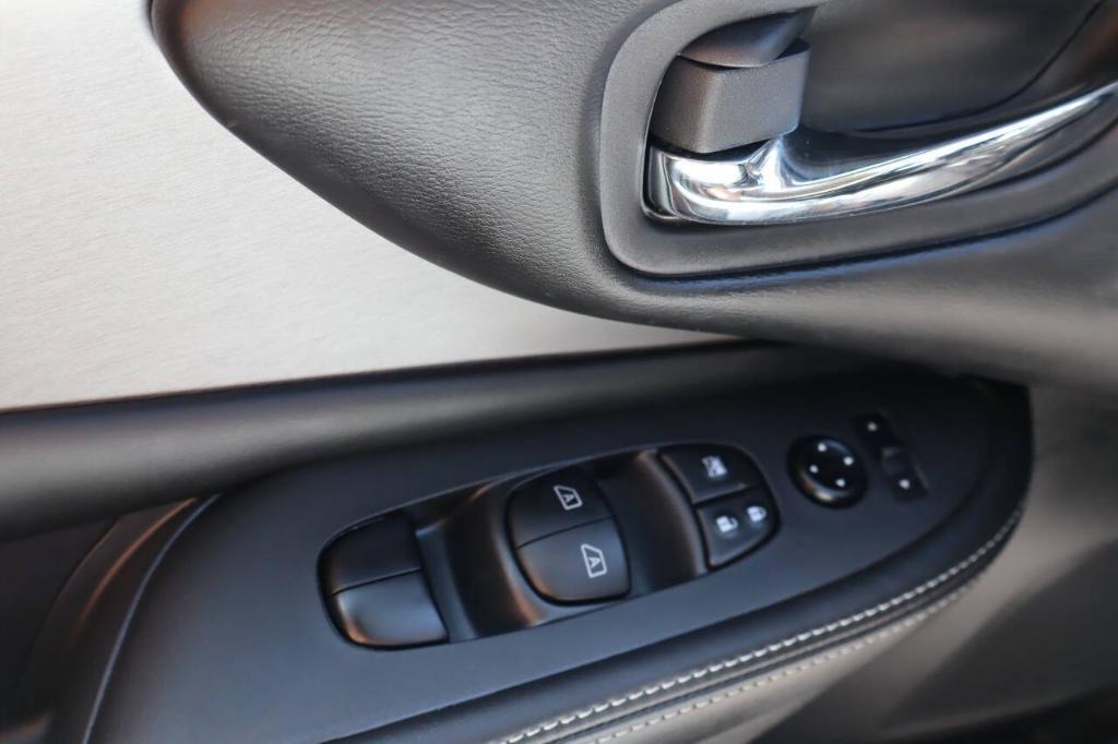 used 2024 Nissan Murano car, priced at $25,995